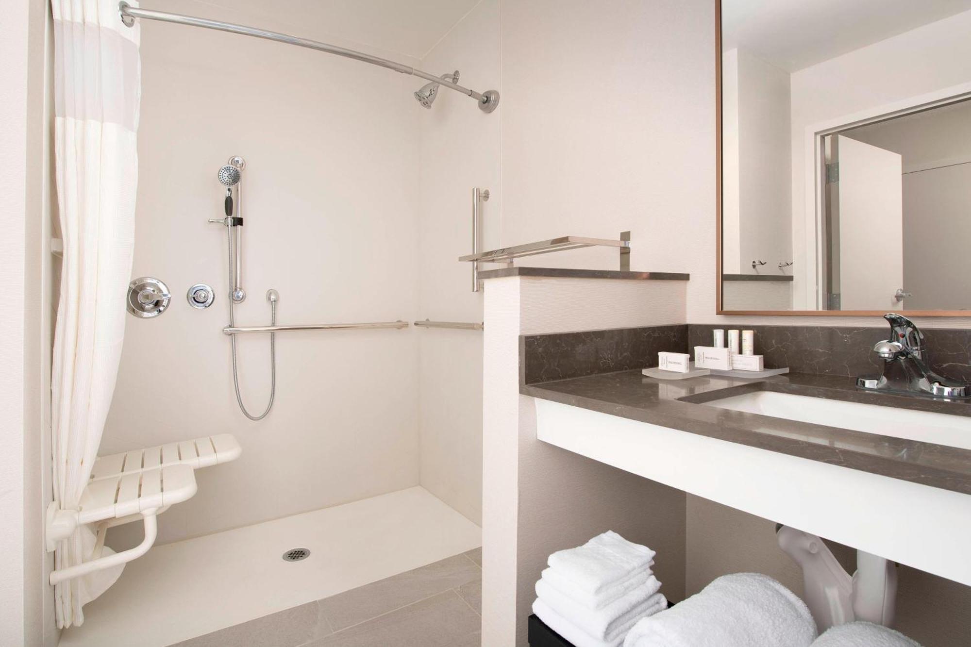 Fairfield Inn & Suites By Marriott Miami Airport West/Дорел Номер фото